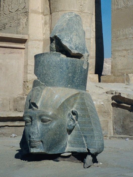 Bust of Ramesses II — image 4