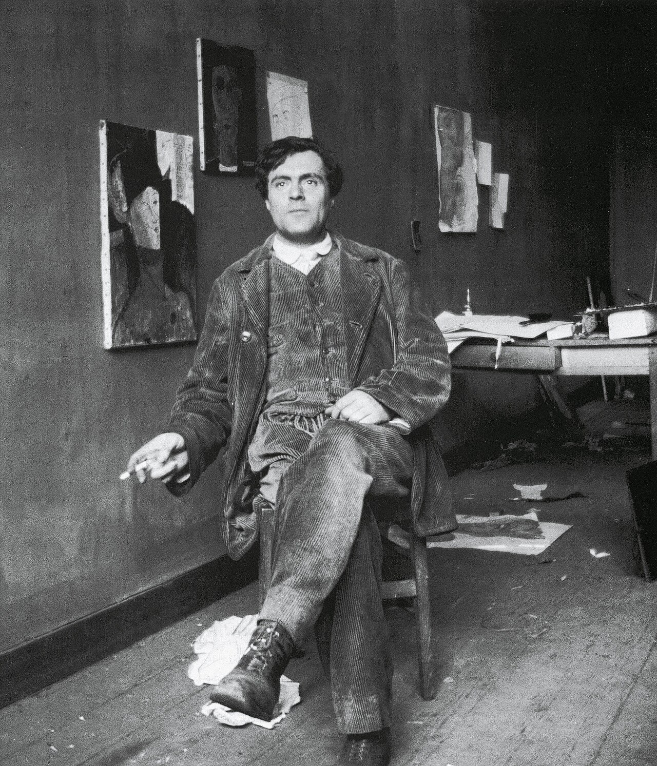 Nude — image 1