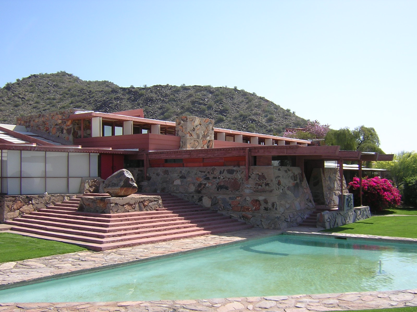 The Building — image 6