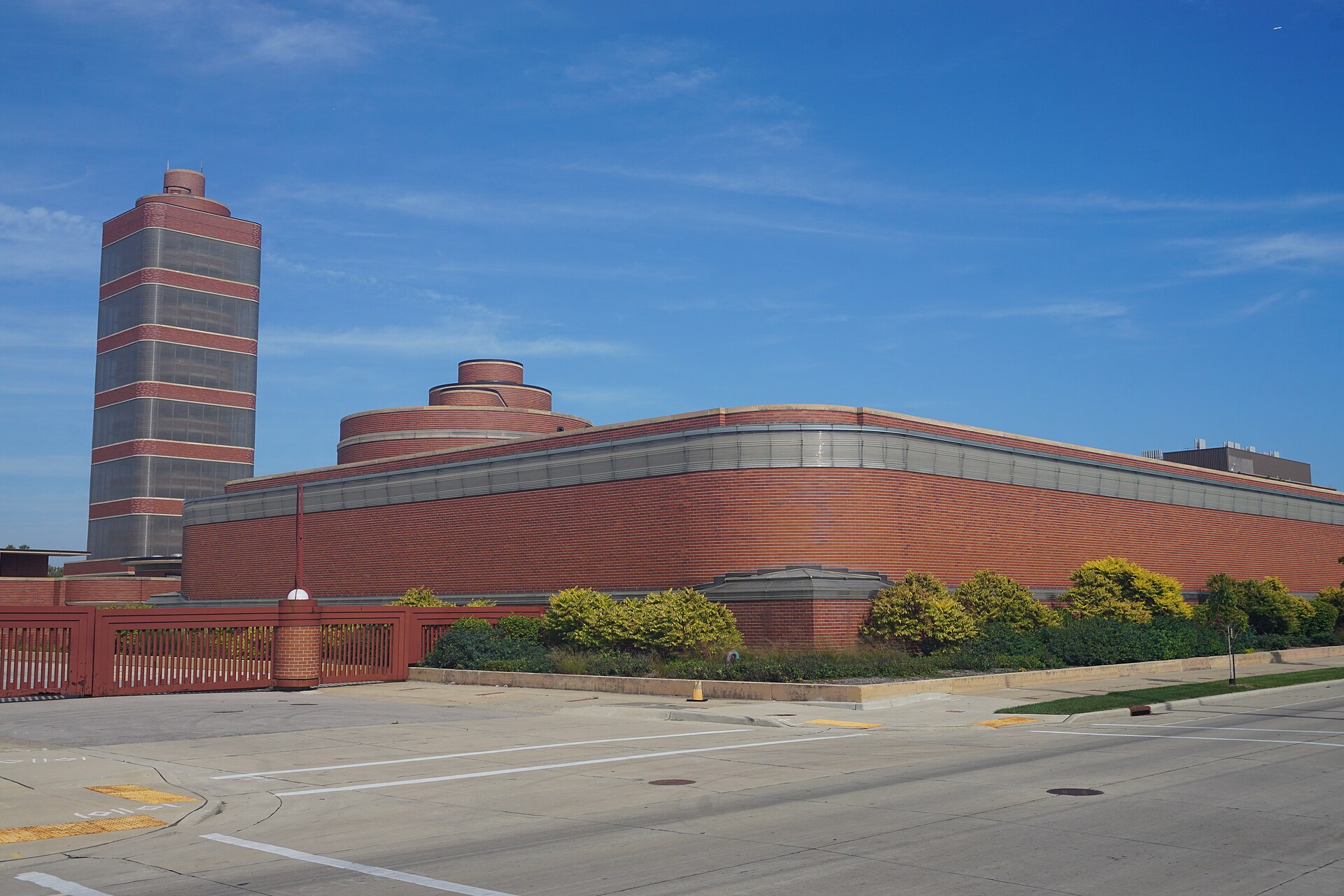 The Building — image 7