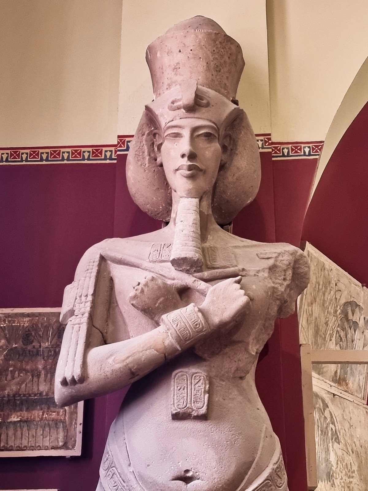 Bust of Akhenaten — image 1