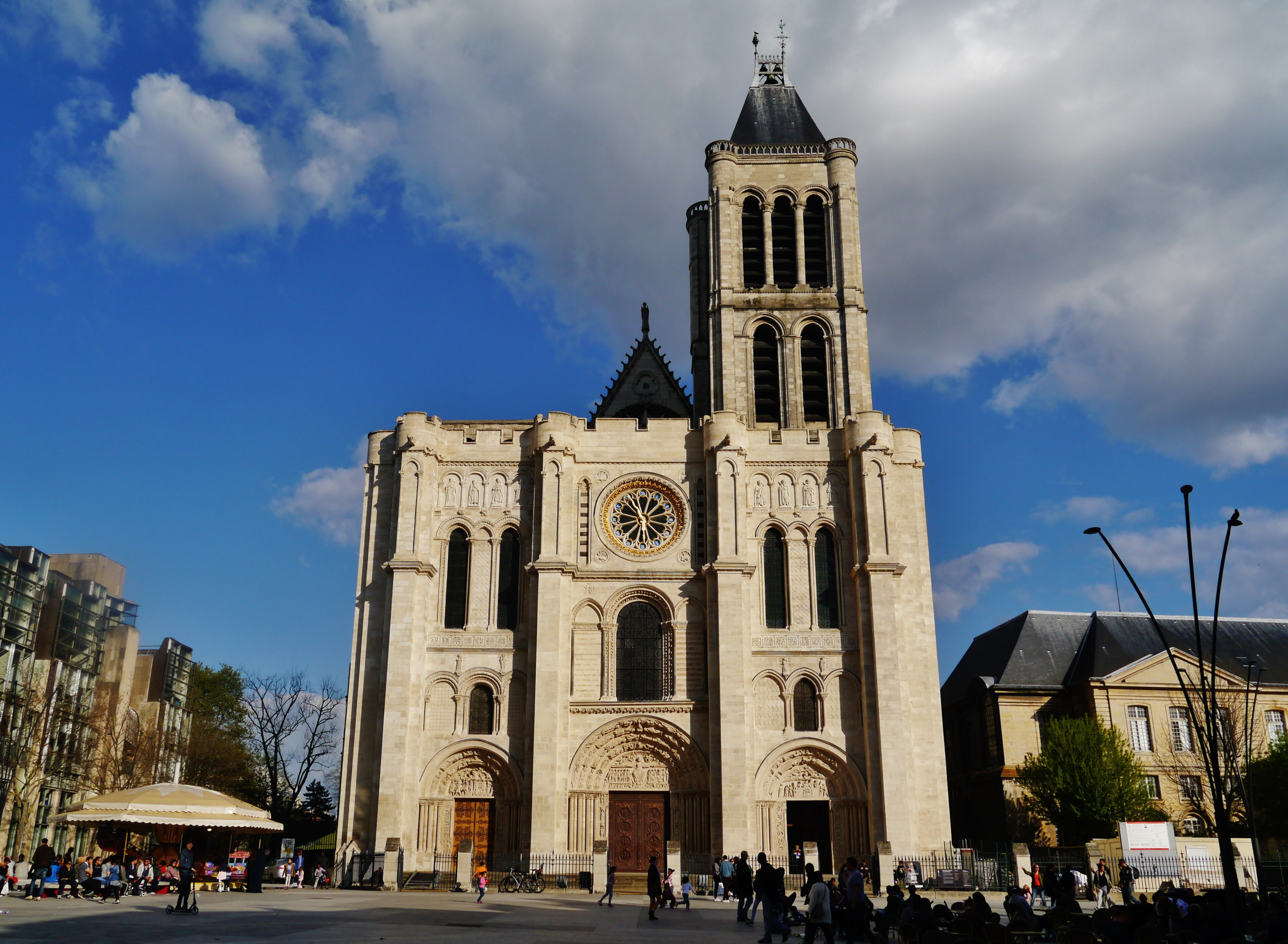 The Parvis — image 18