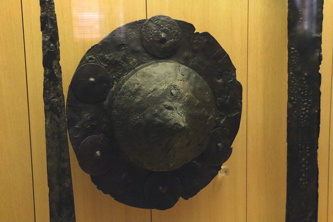 Lutetia — image 3