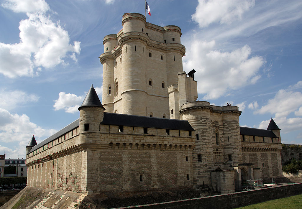 Medieval Palaces — image 12