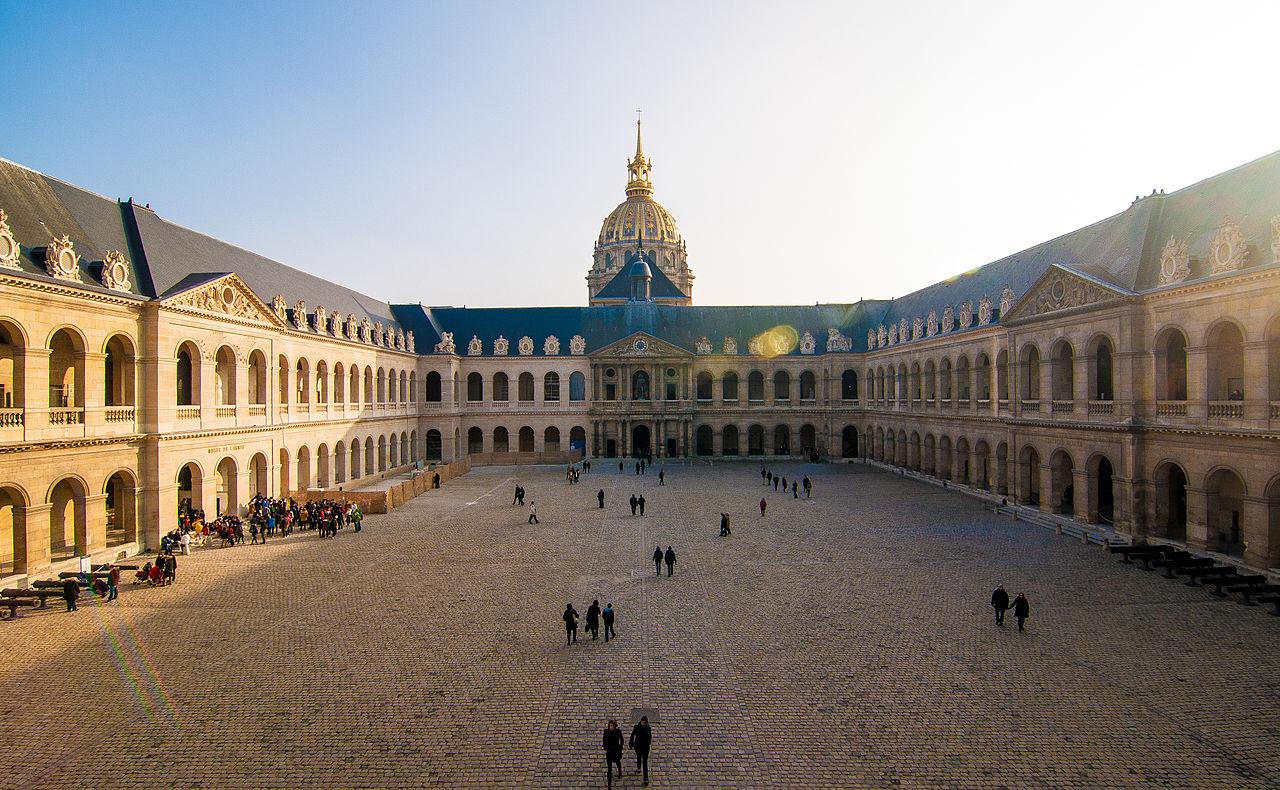 The Faubourg Saint Germain — image 1