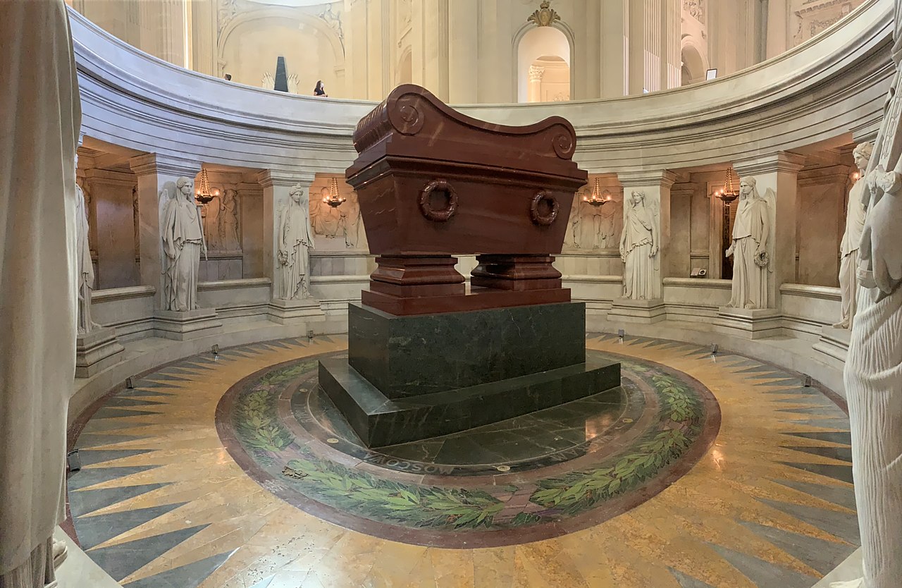 The Faubourg Saint Germain — image 11