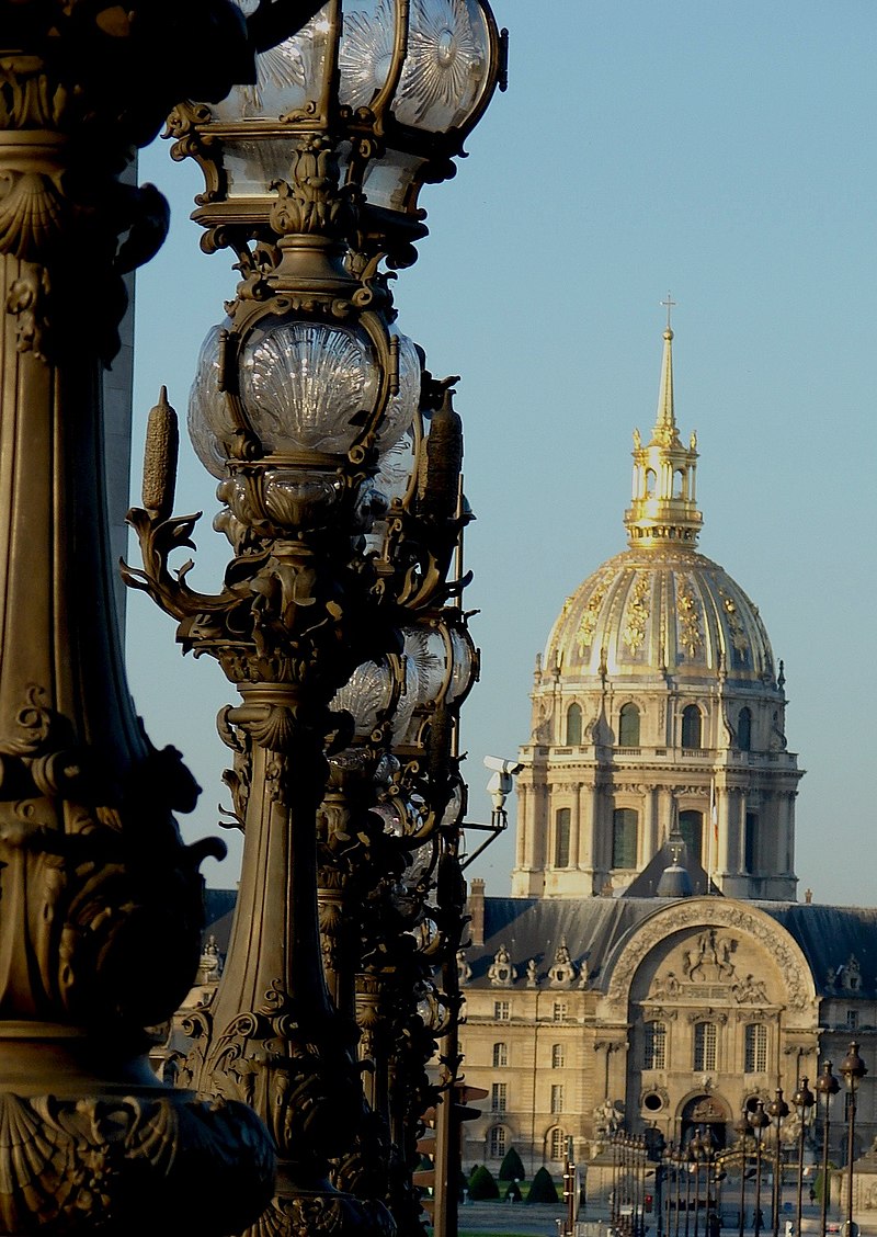 The Faubourg Saint Germain — image 9