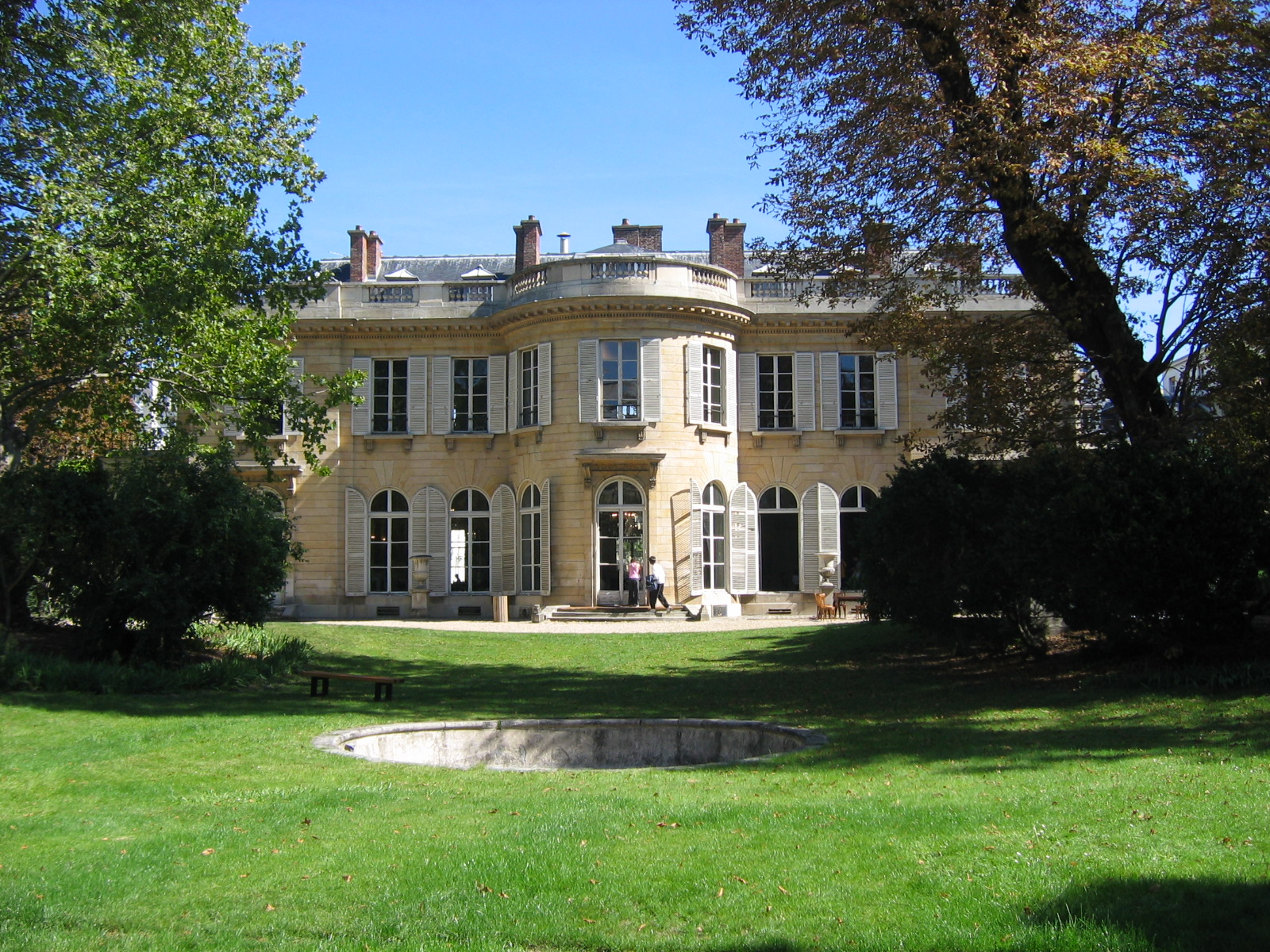 The Faubourg Saint Germain — image 1