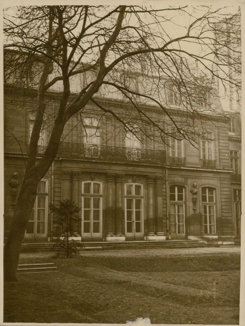 The Faubourg Saint Germain — image 3