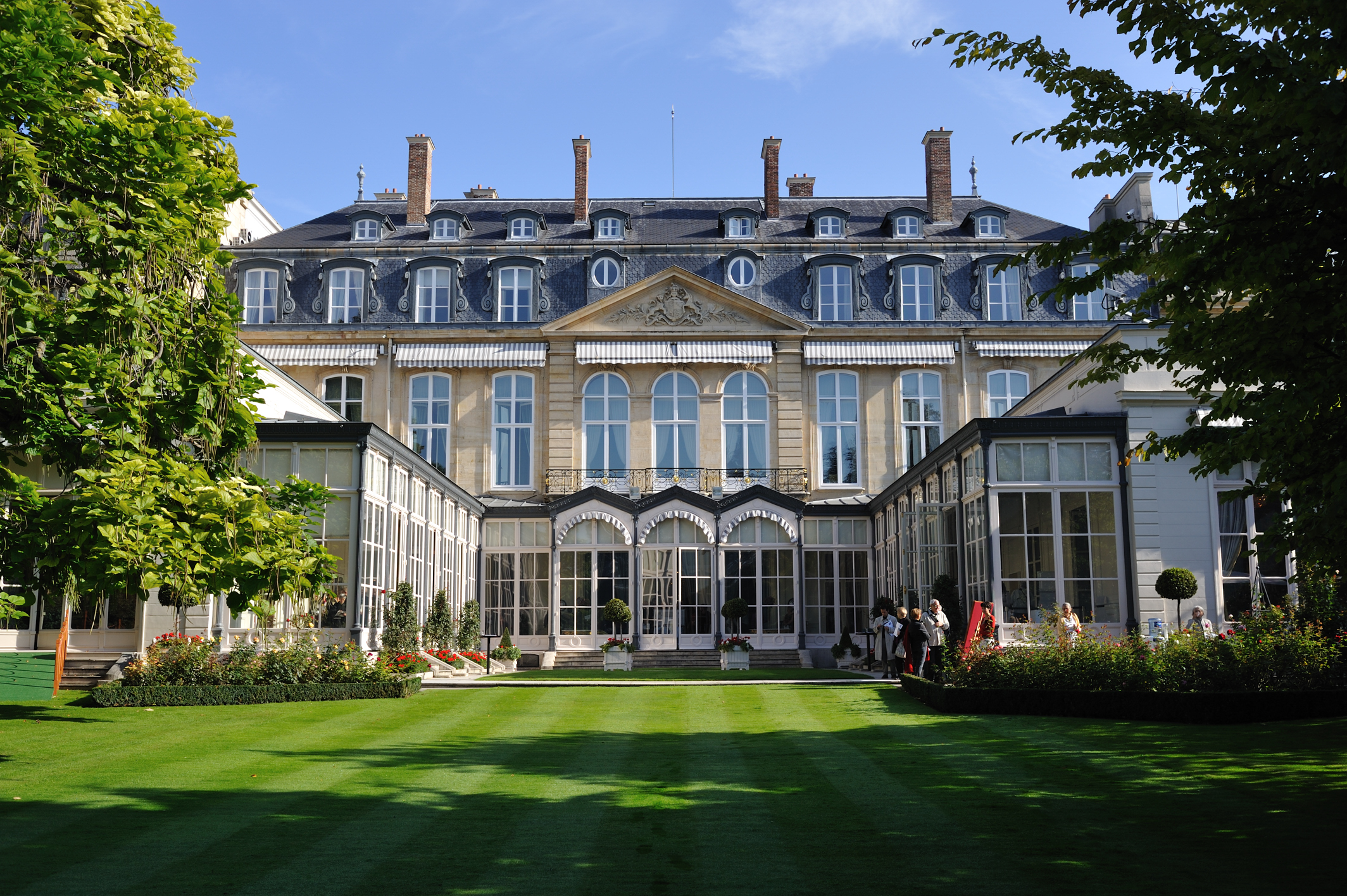 The Faubourg Saint Germain — image 19