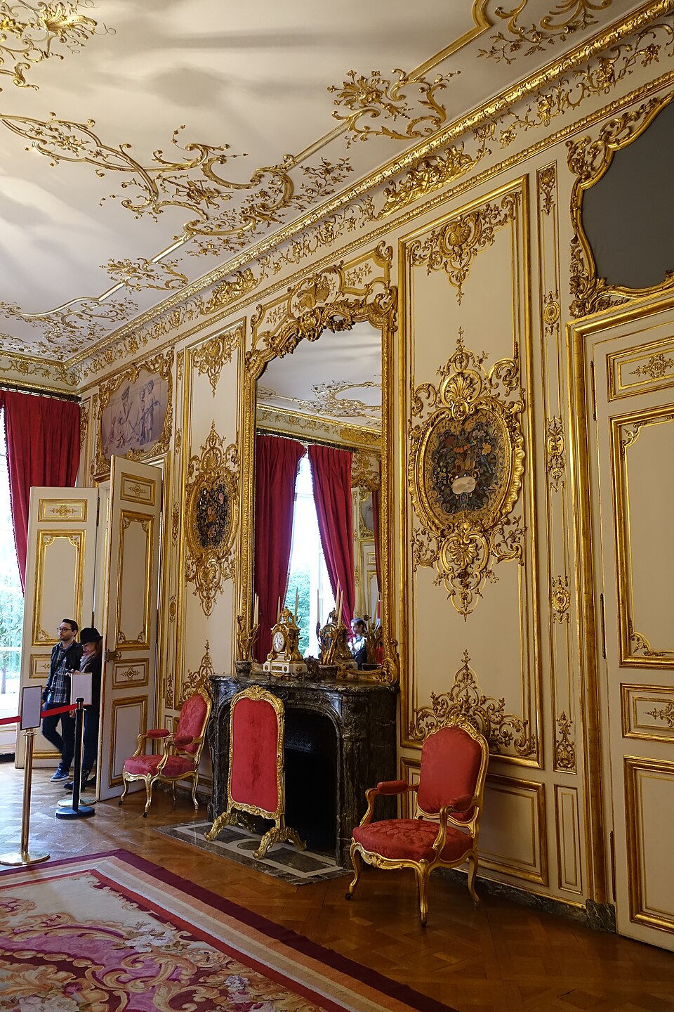The Faubourg Saint Germain — image 3