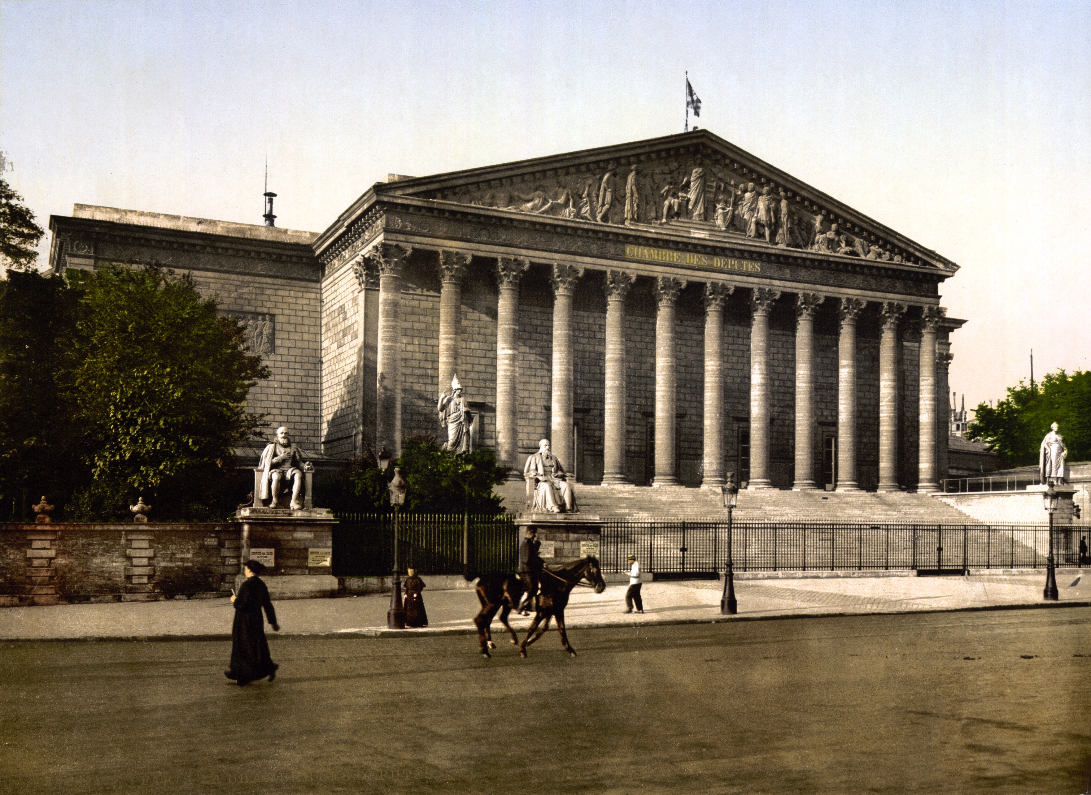 The Faubourg Saint Germain — image 20