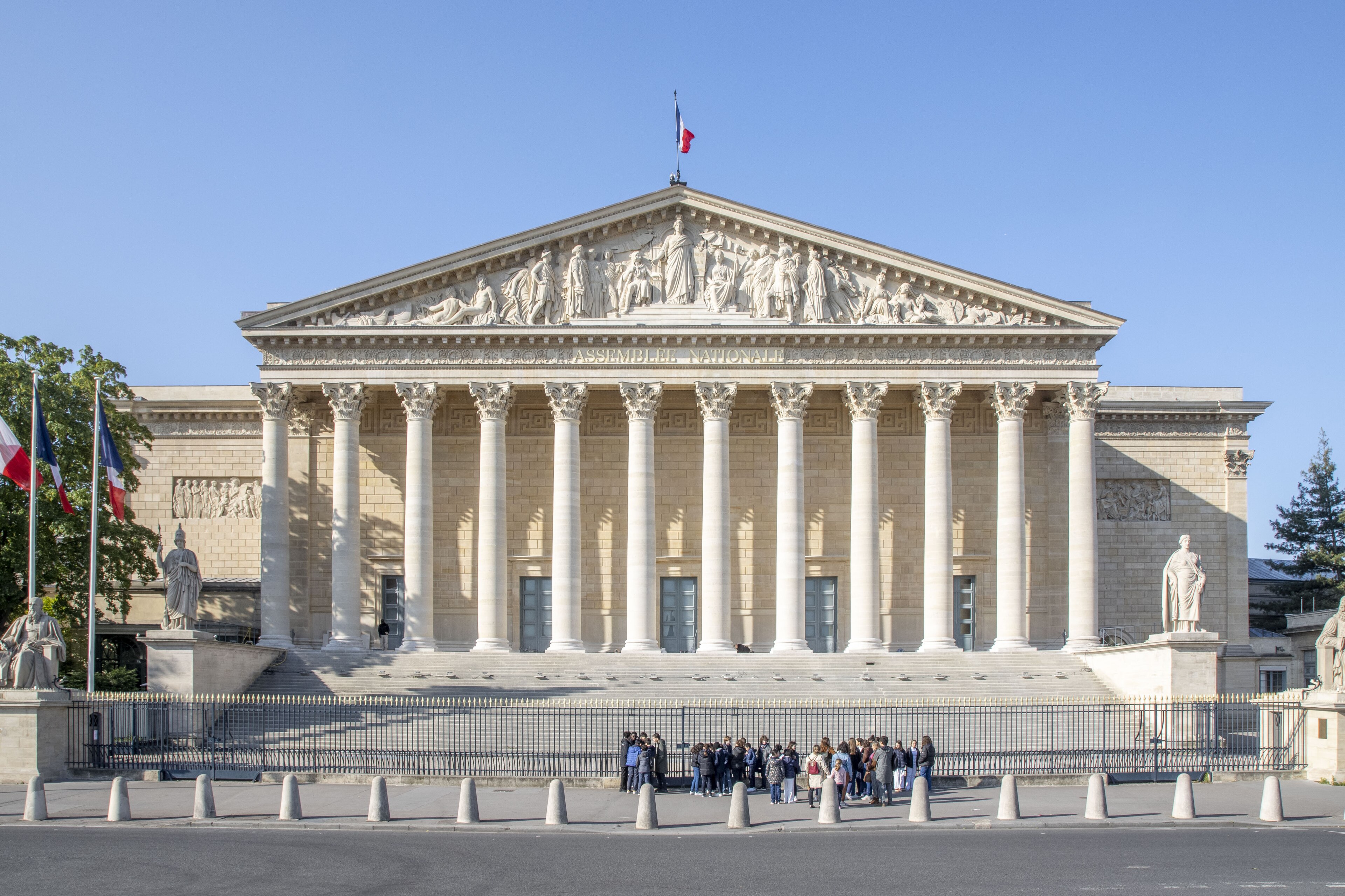 The Faubourg Saint Germain — image 22