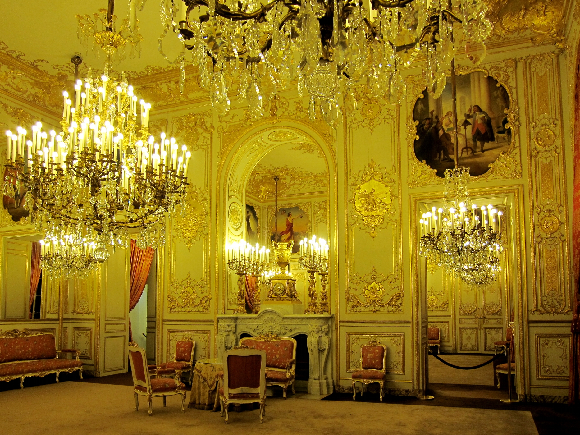 The Faubourg Saint Germain — image 3