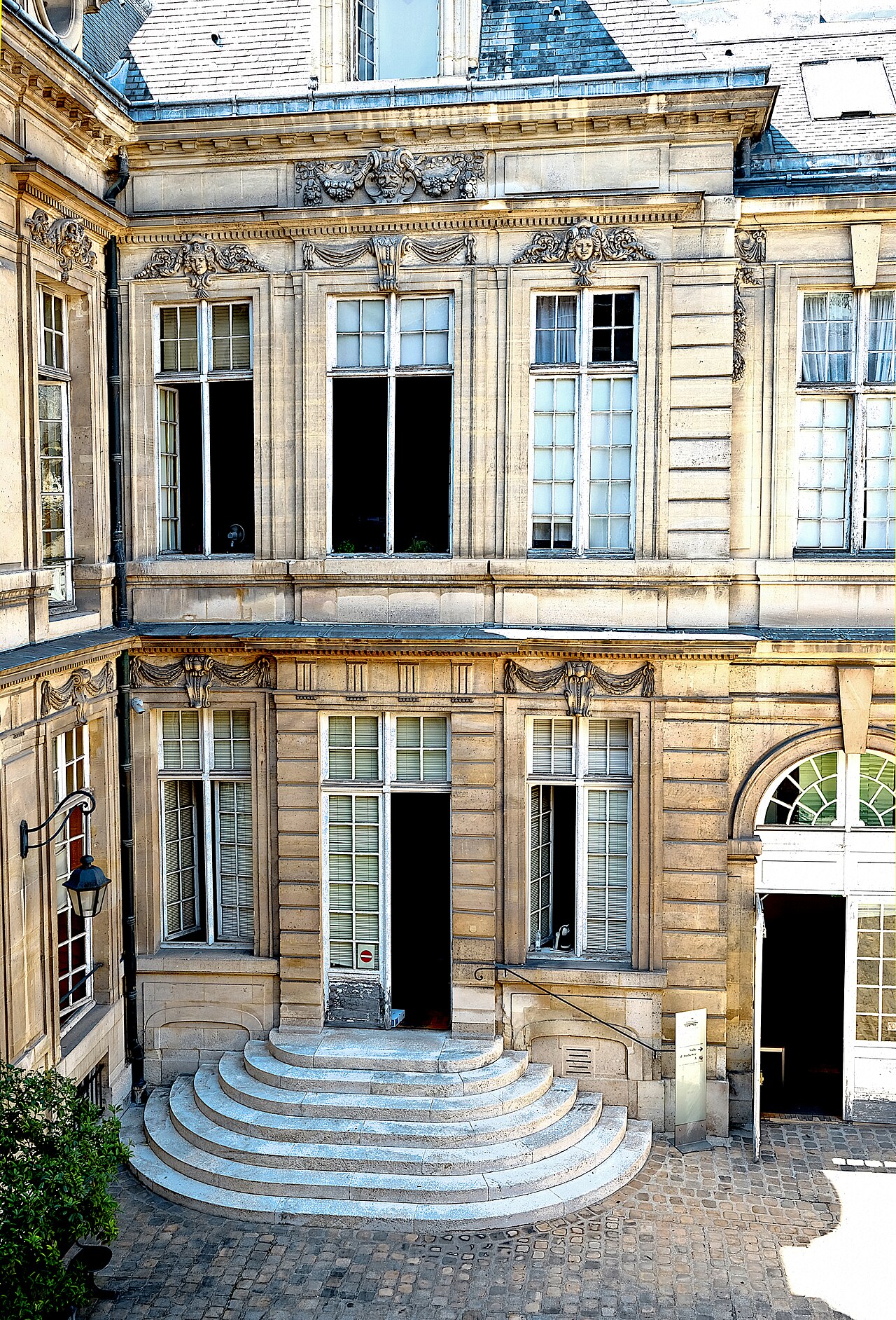 The Marais — image 1