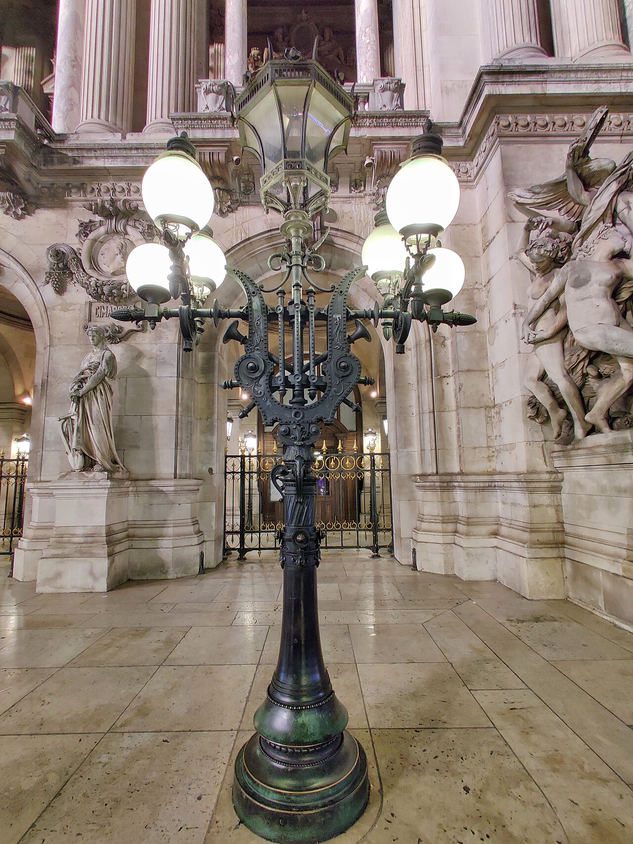 The Passages couverts & the Nouvelle Athènes — image 4