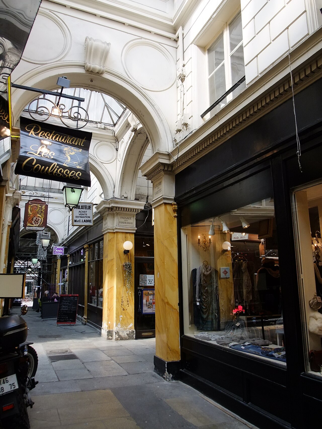 The Passages couverts & the Nouvelle Athènes — image 4