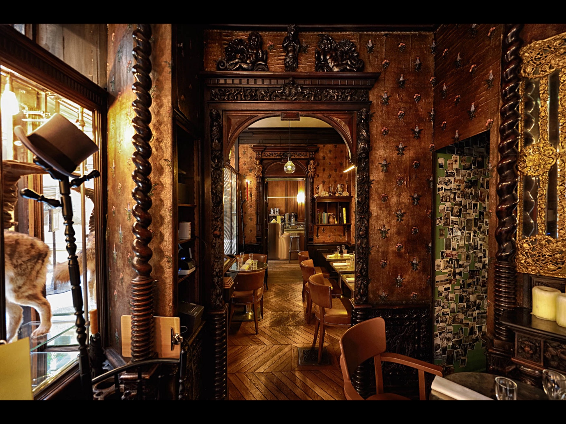 The Passages couverts & the Nouvelle Athènes — image 6