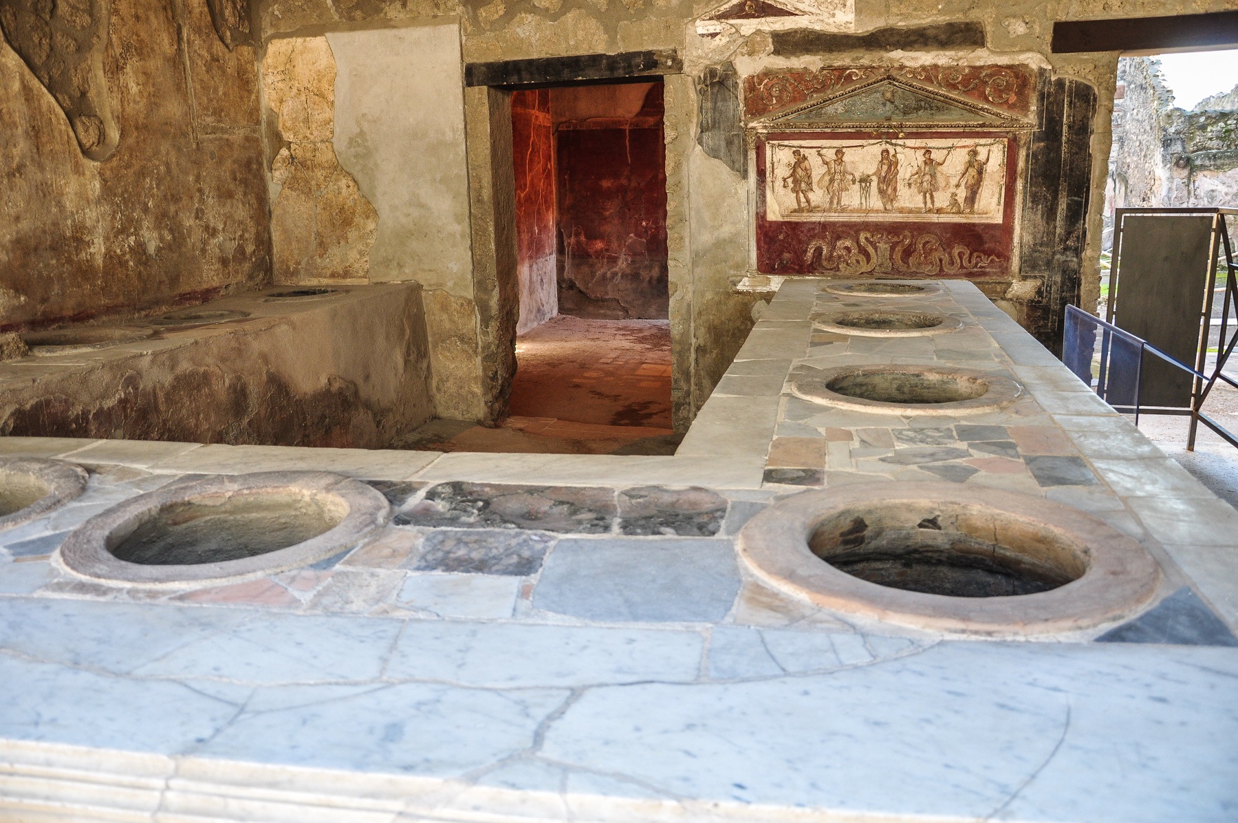Taverns — image 1