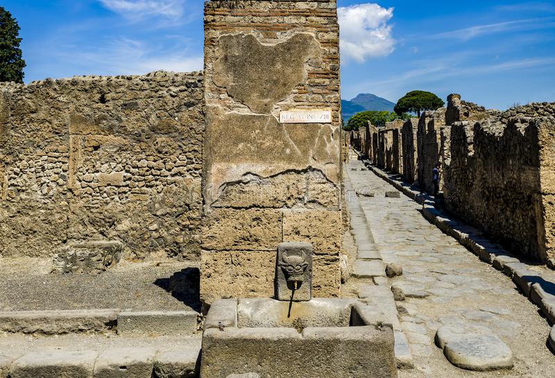 Via dell' Abbondanza — image 3
