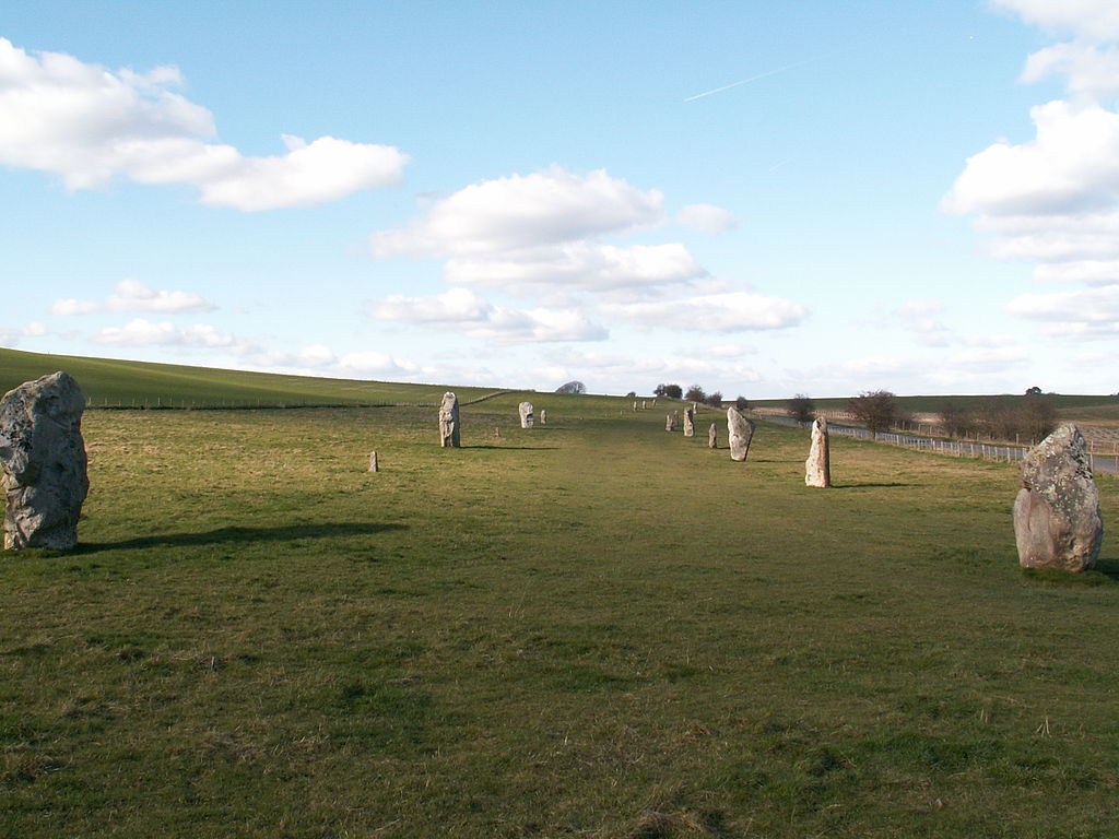 Avebury Stone Circle — image 3
