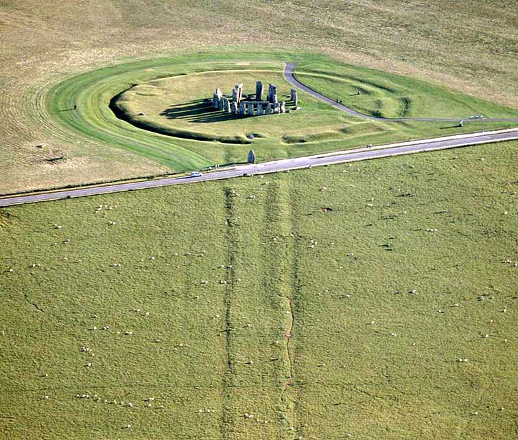 Stonehenge Stone Circle — image 6