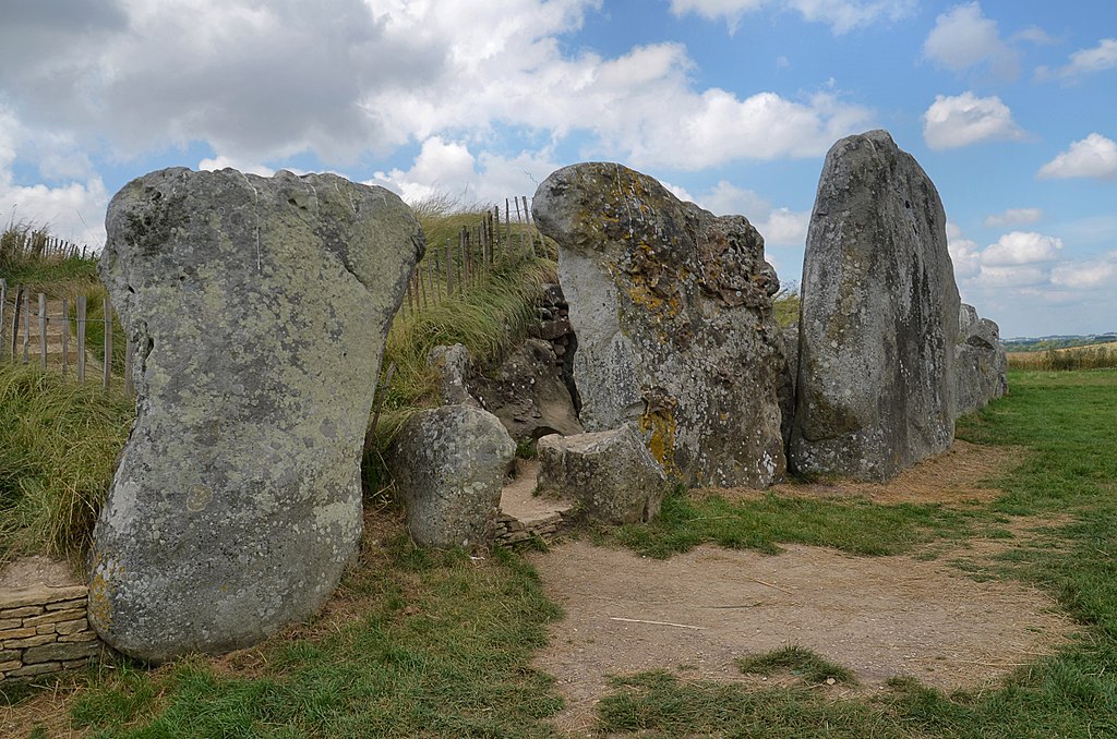 West Kennet & Normanton Down - Neolithic Long Barrows — image 6