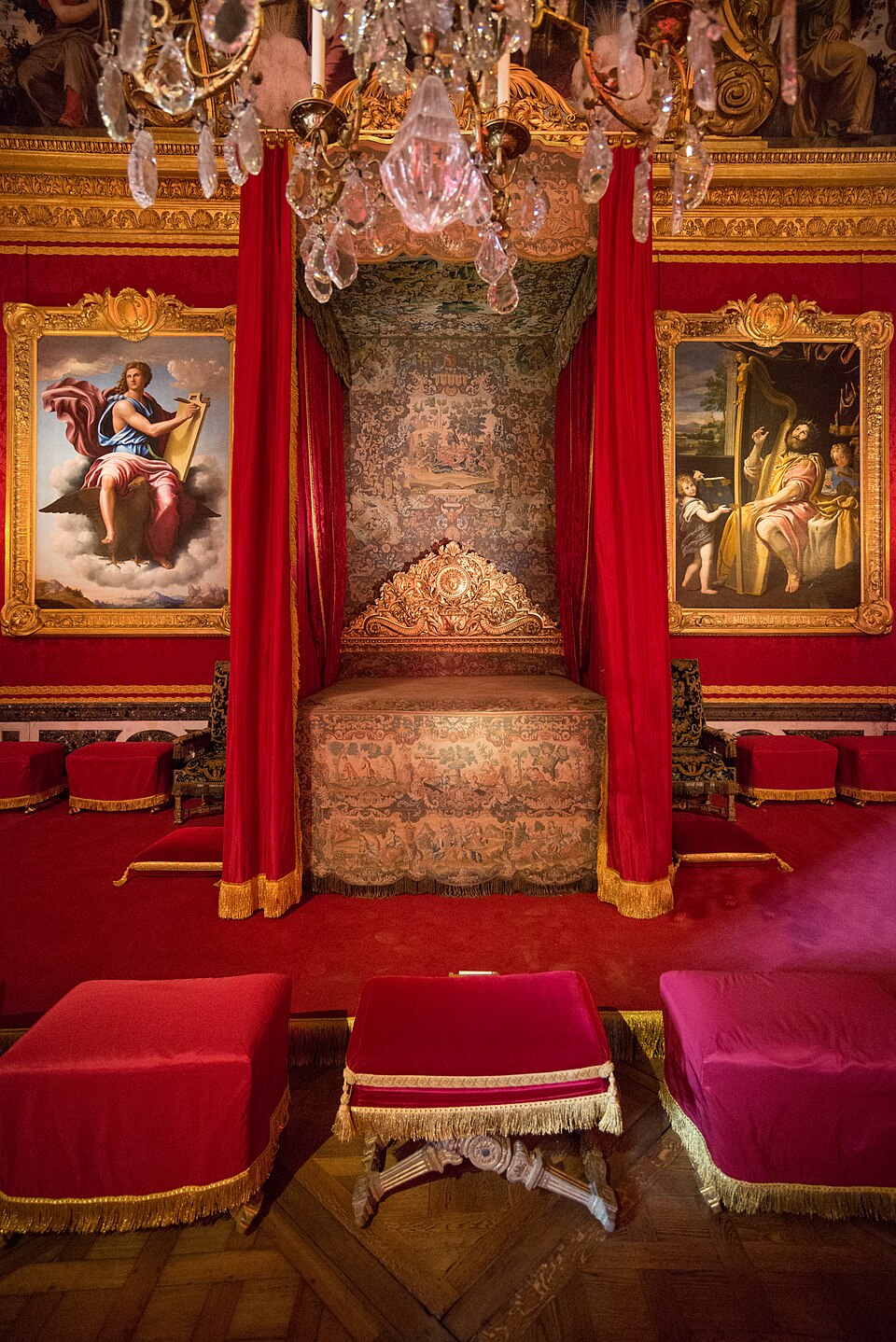 The State Apartments — image 12
