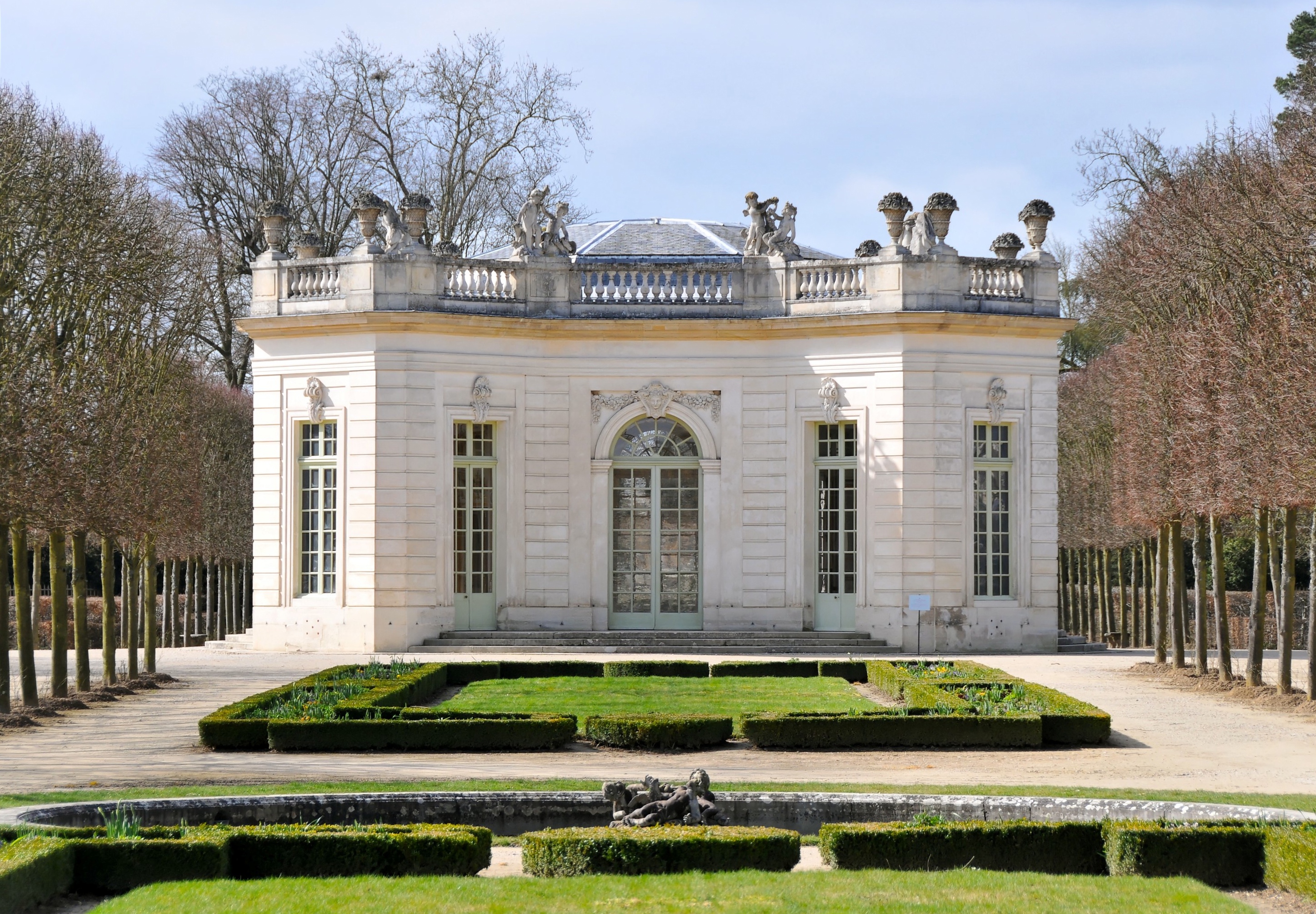 The Trianon Estate — image 7